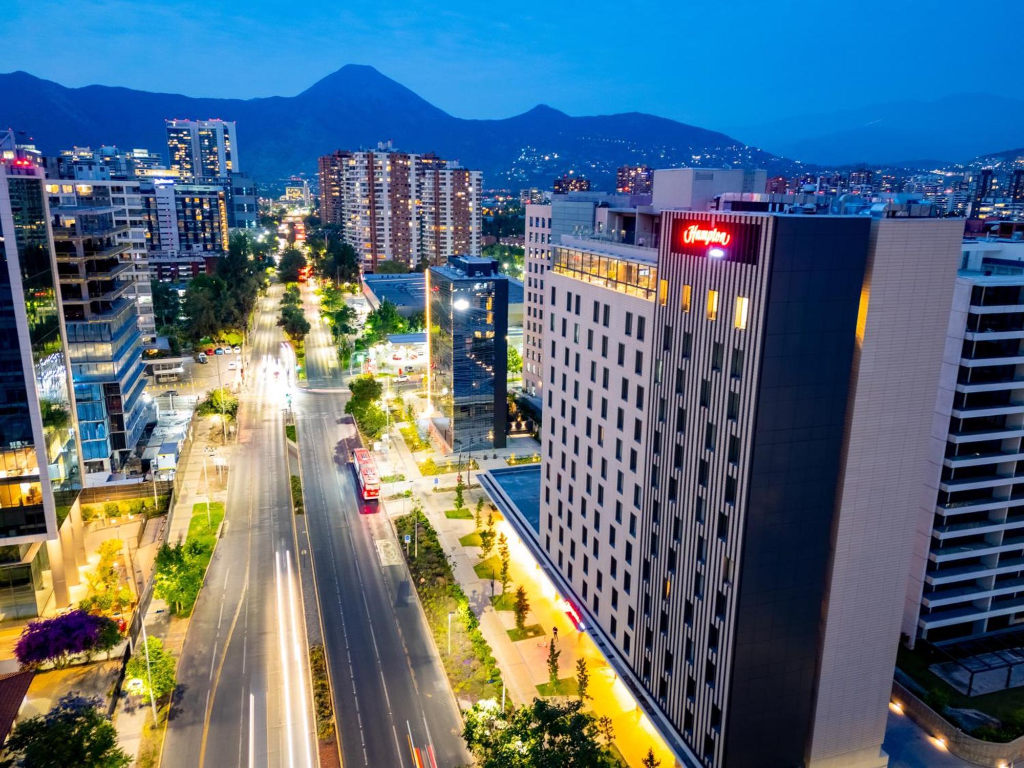 Hampton By Hilton Santiago Las Condes Экстерьер фото